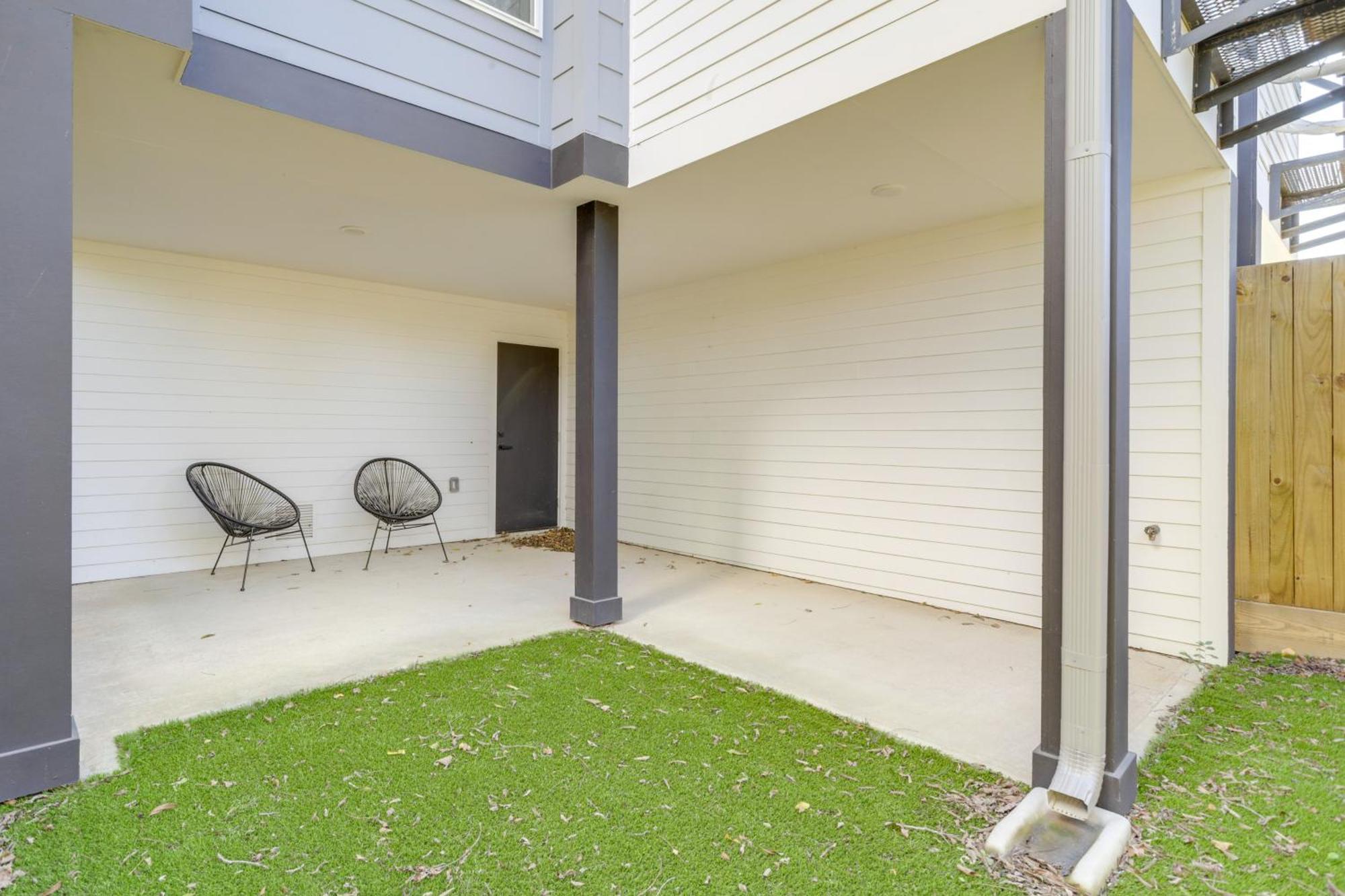 3 Mi To Dtwn Modern Townhome With Yard In * Houston