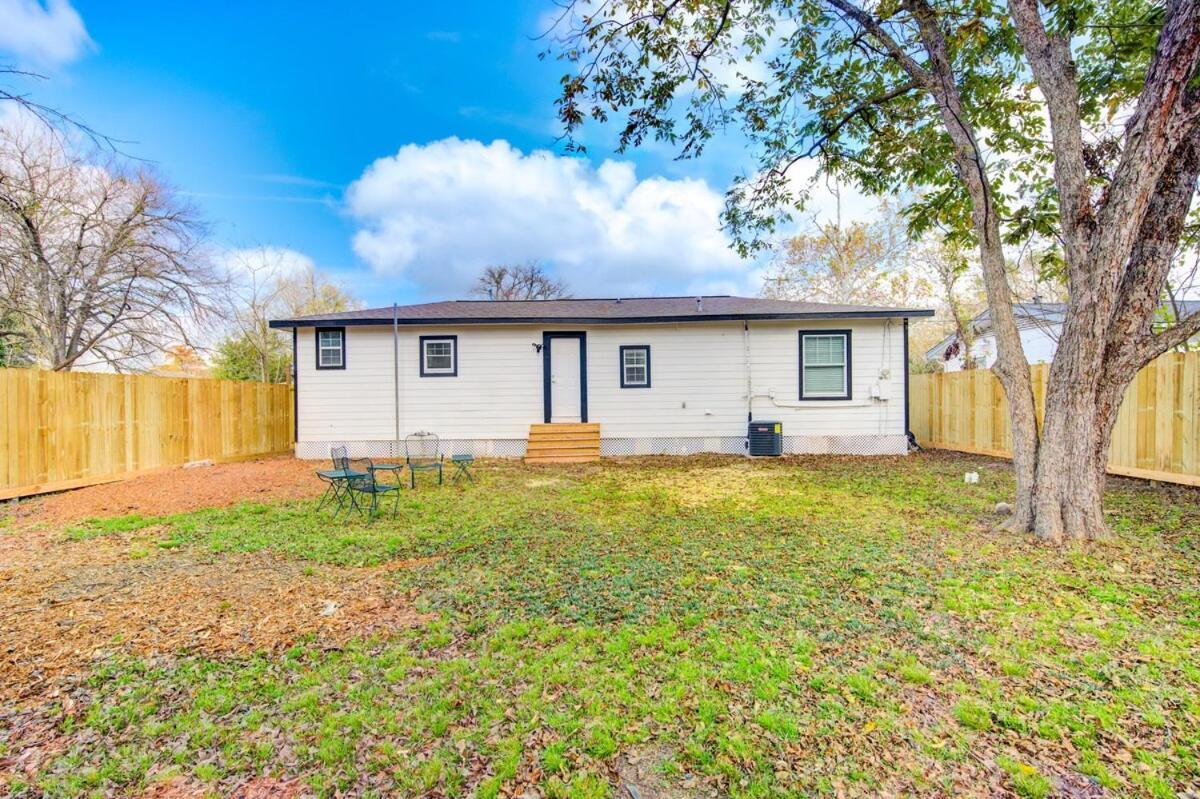 Warm & Spacious 3br Centrally Located Near Nrg * Houston