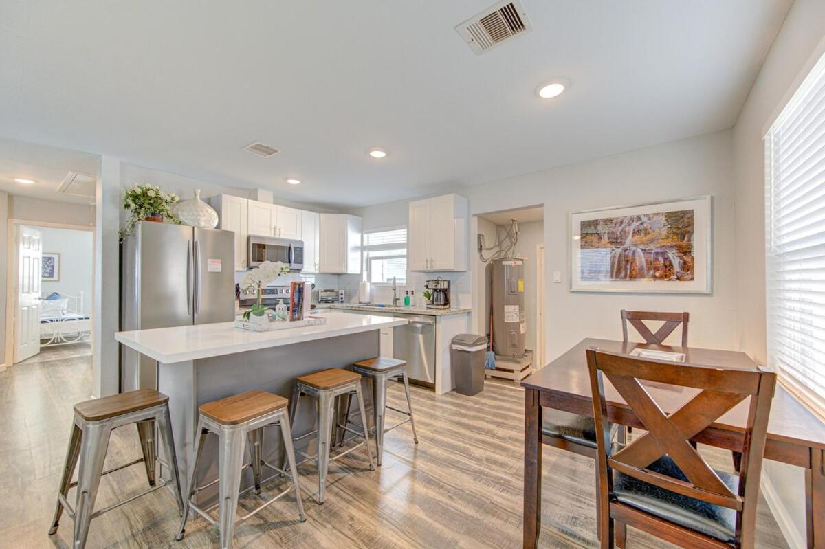 Holiday home Warm & Comfy 4br Near Nrg, Stadium Medical And Ctr Houston