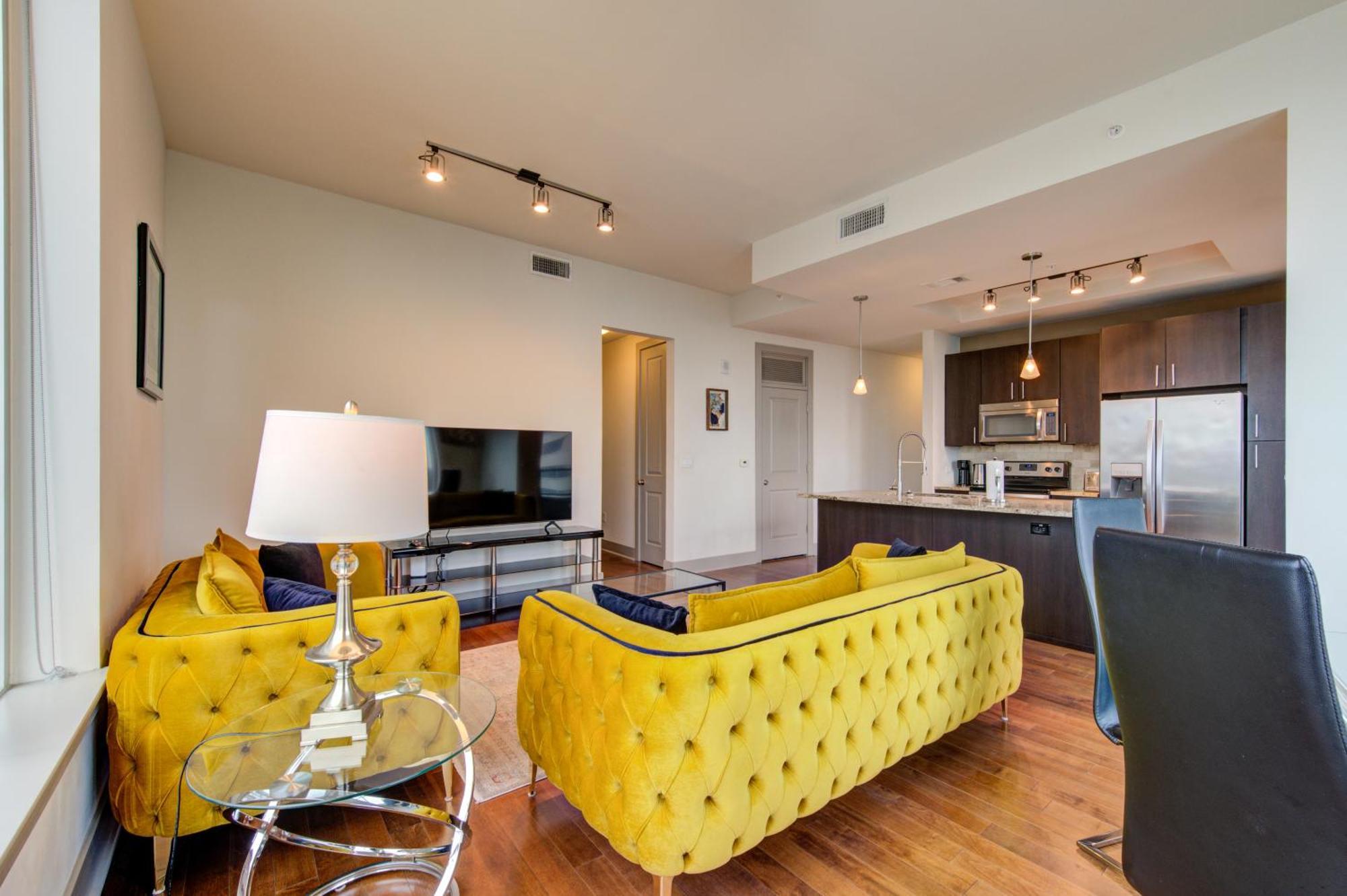 Hanover Post Oak * Houston