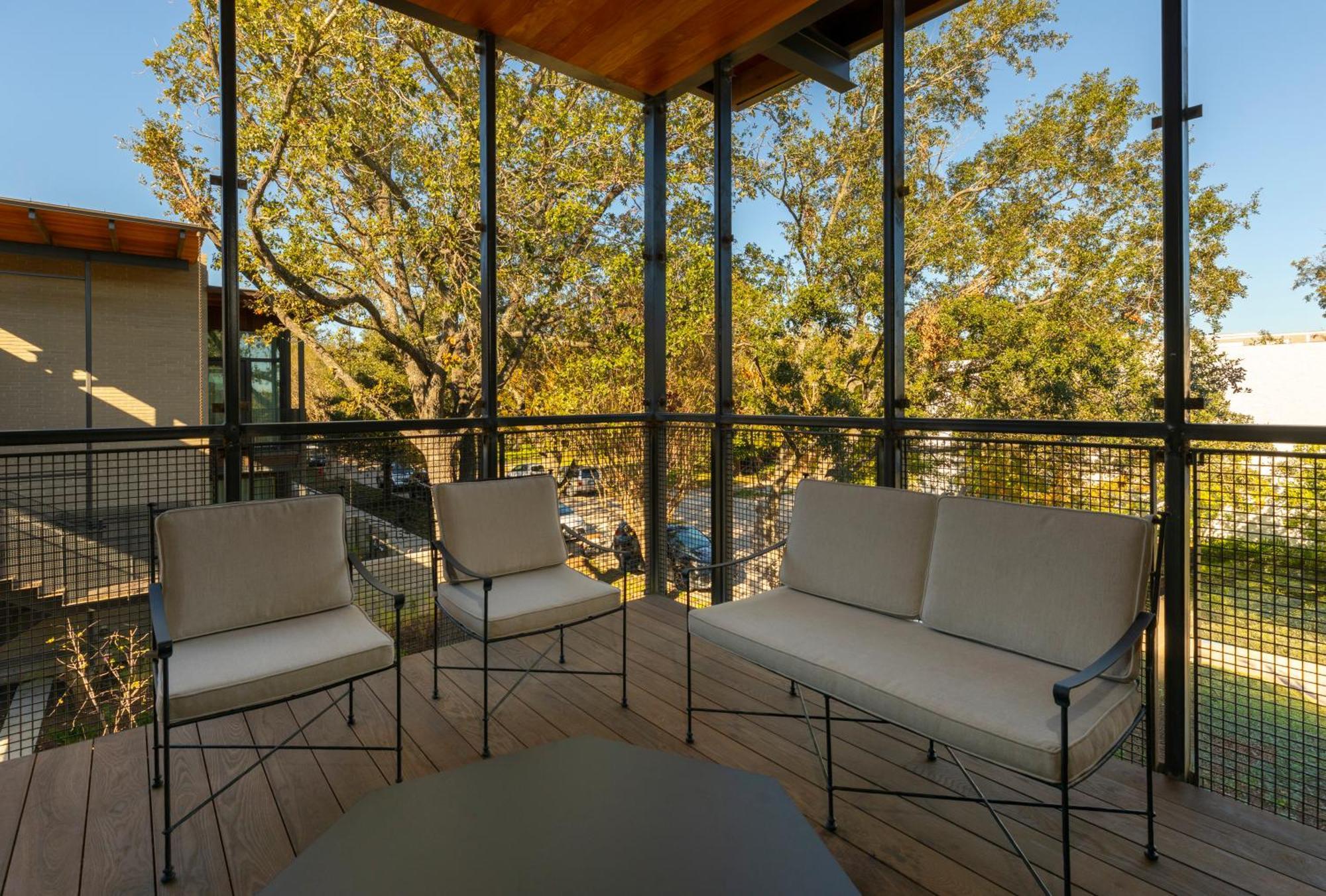 Hotel Saint Augustine Houston