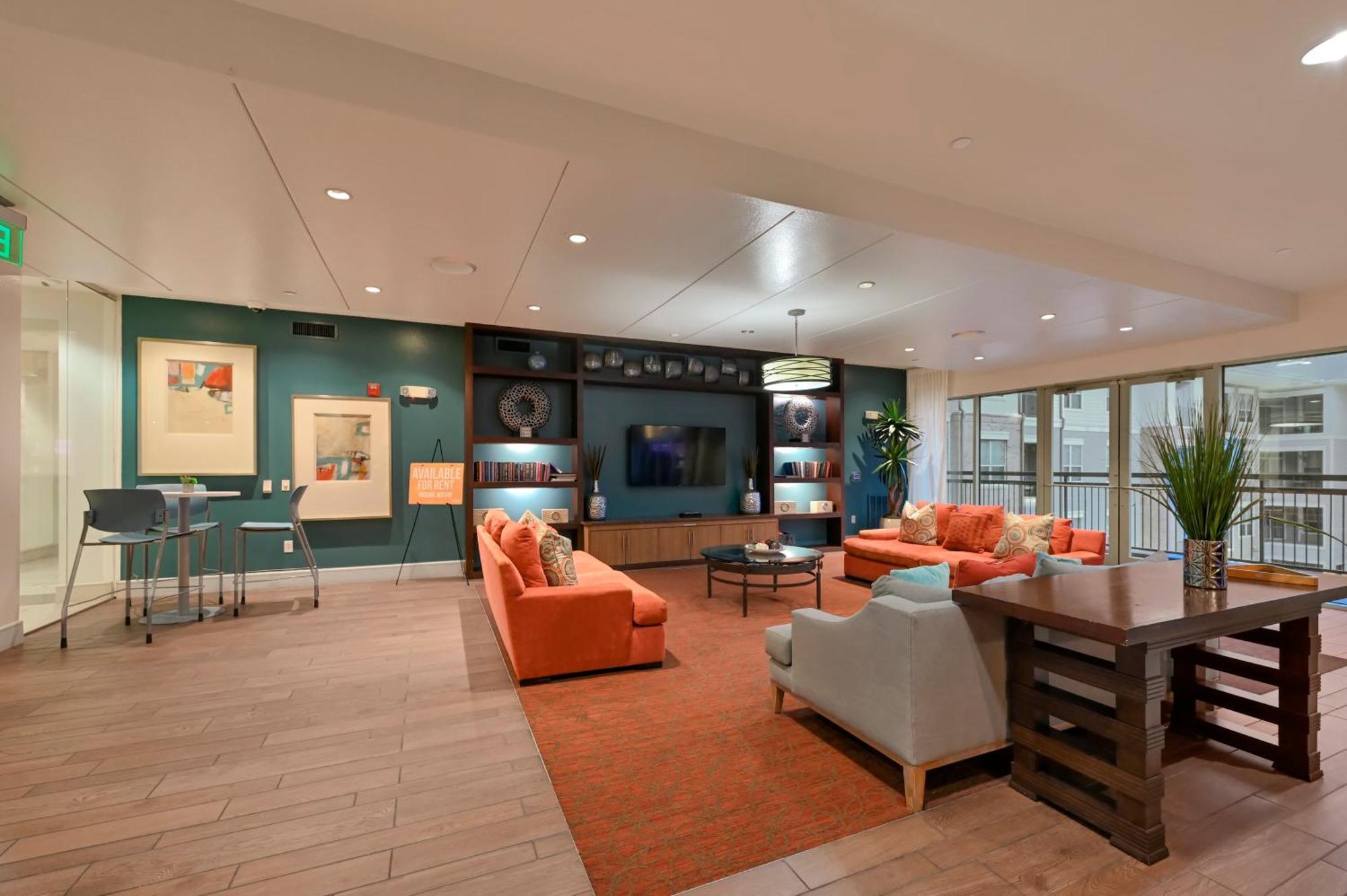 - Walk To Nrg Stadium, Relax By The Pool, And More! Apartment