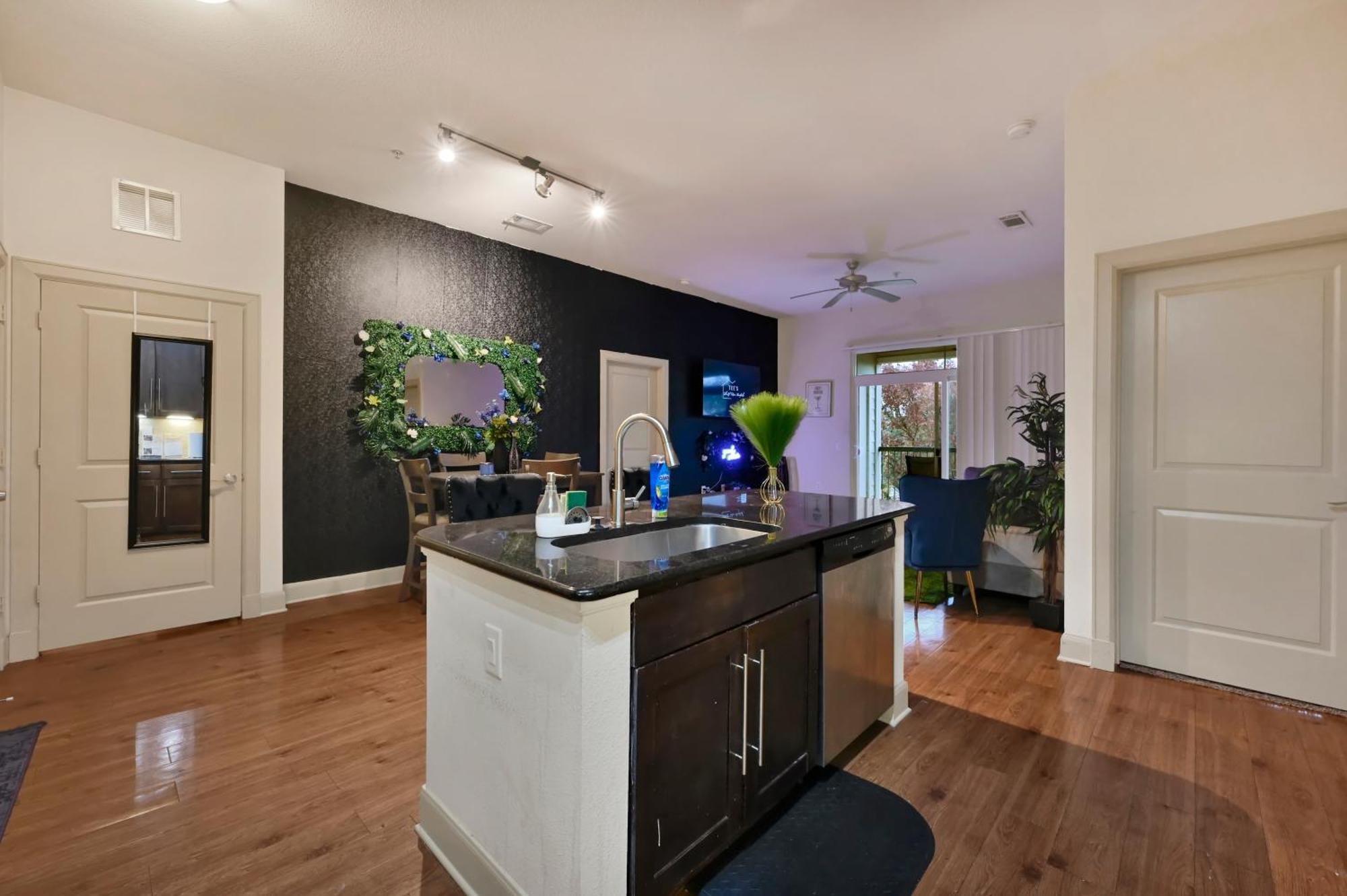 - Walk To Nrg Stadium, Relax By The Pool, And More! * Houston