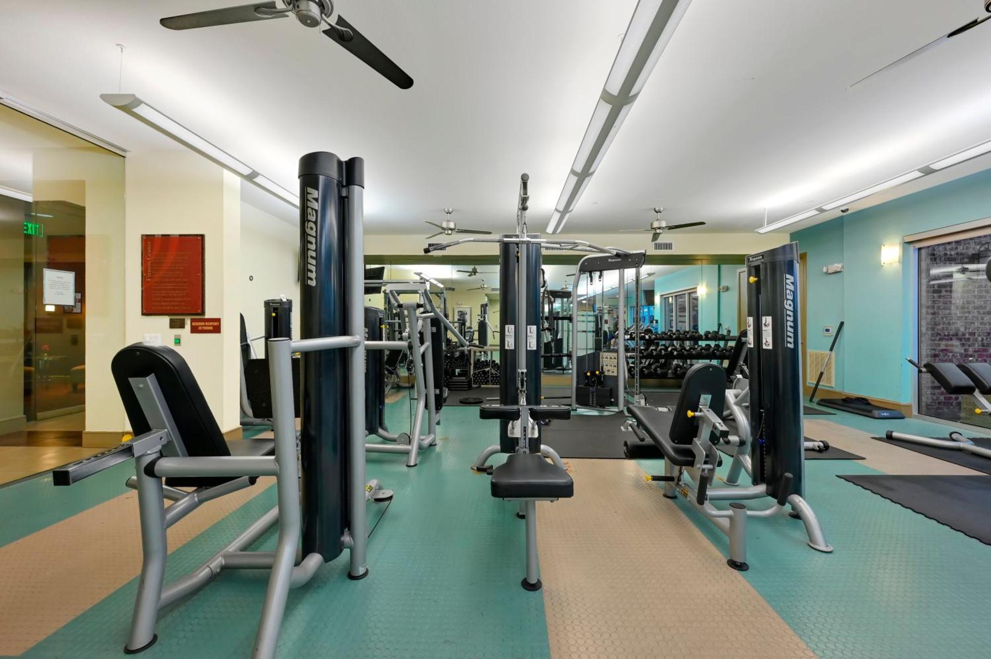 - Walk To Nrg Stadium, Relax By The Pool, And More! Apartment