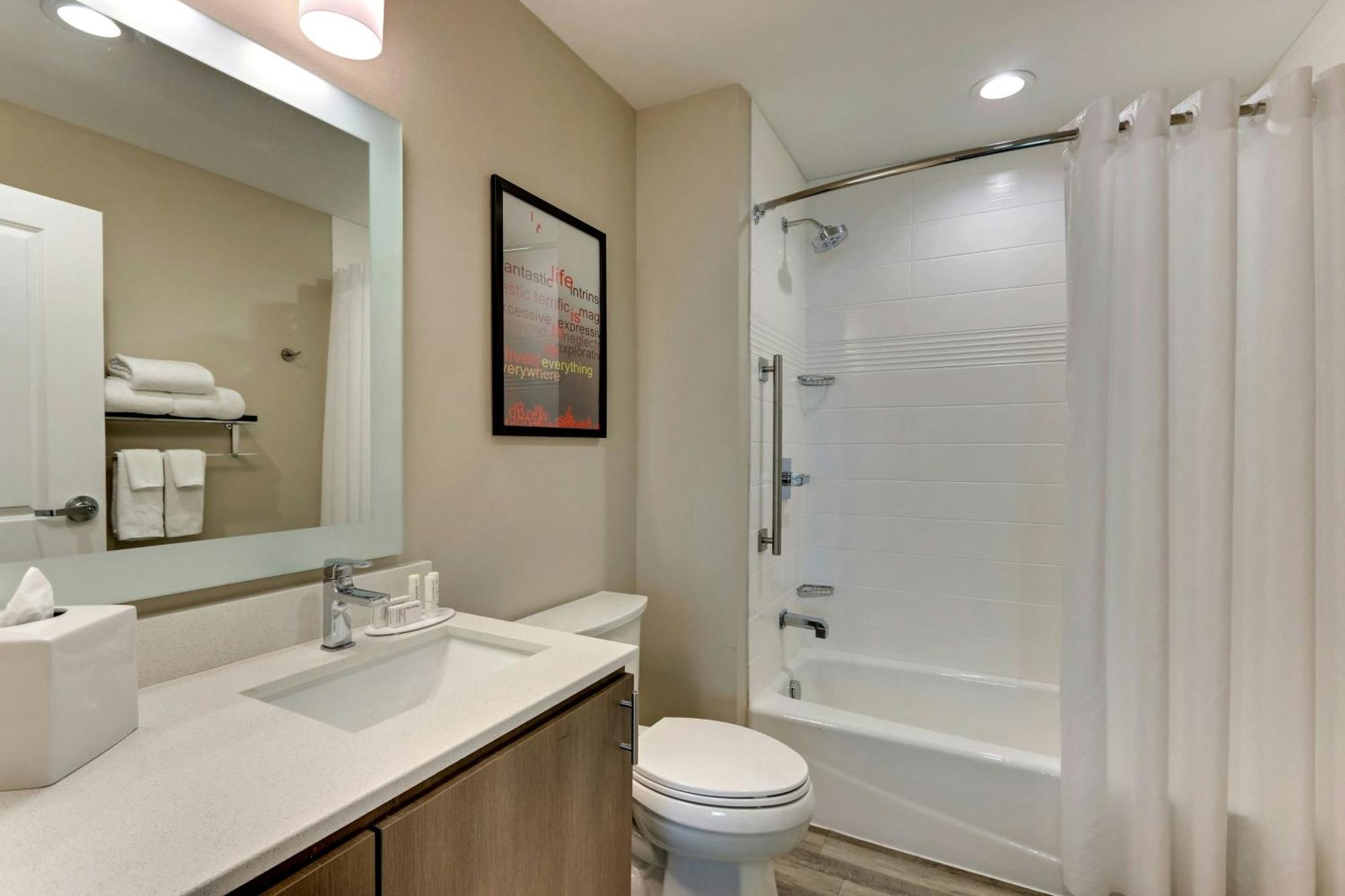 Towneplace By Marriott Northwest Beltway 8 Hotel