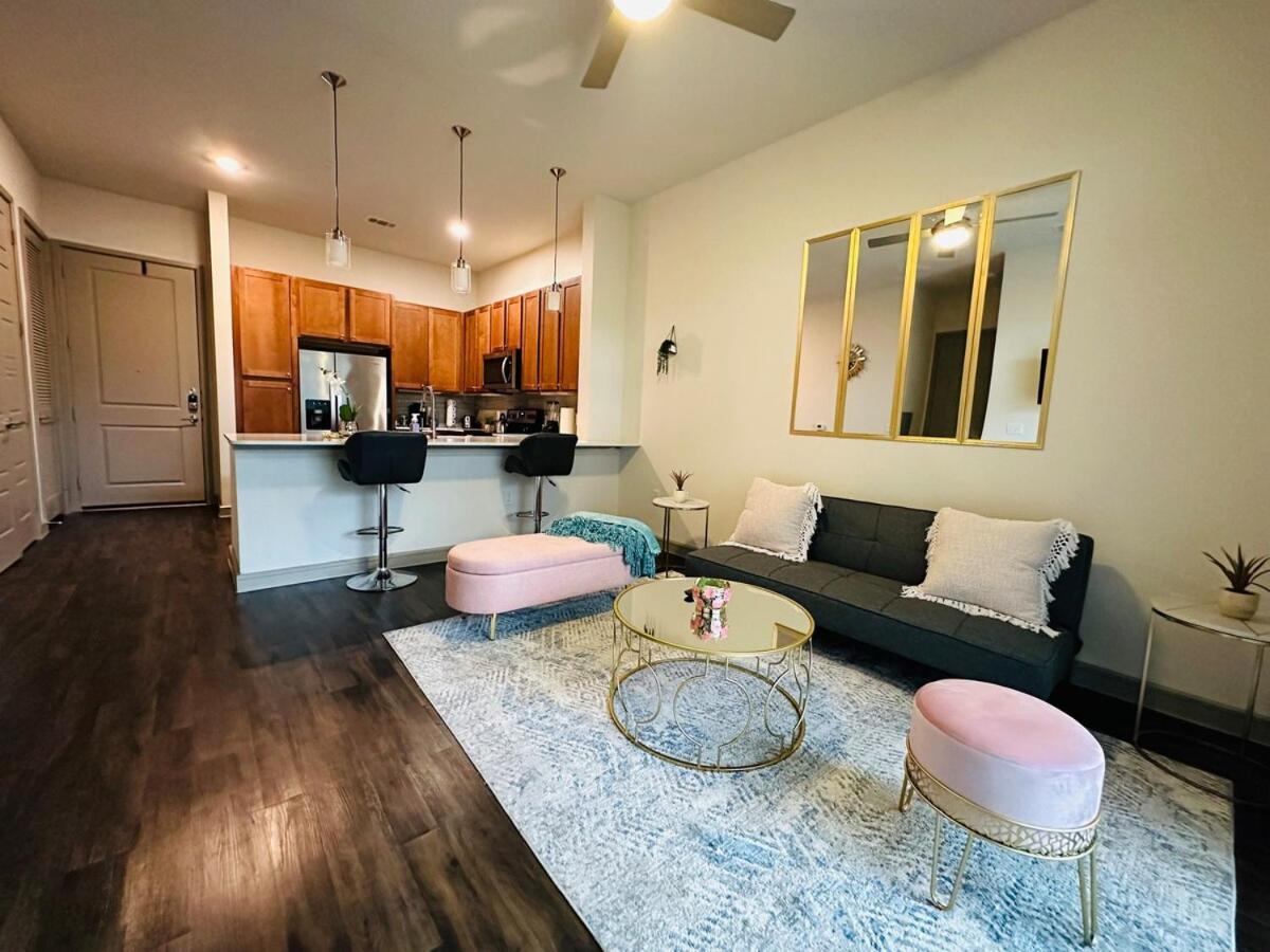 Apartment Luxury Cozy 1bdapt Downtownview *