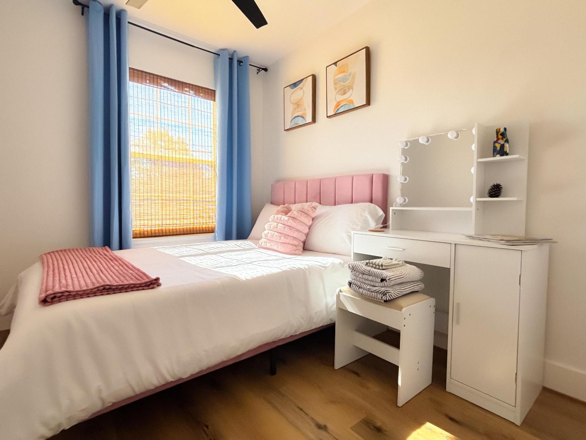 Homestay Convenient Downtown Houston