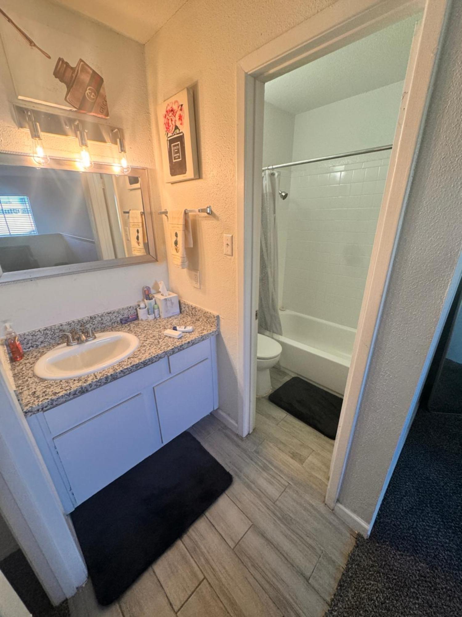 Townhouse By Oasis Retreats * Houston