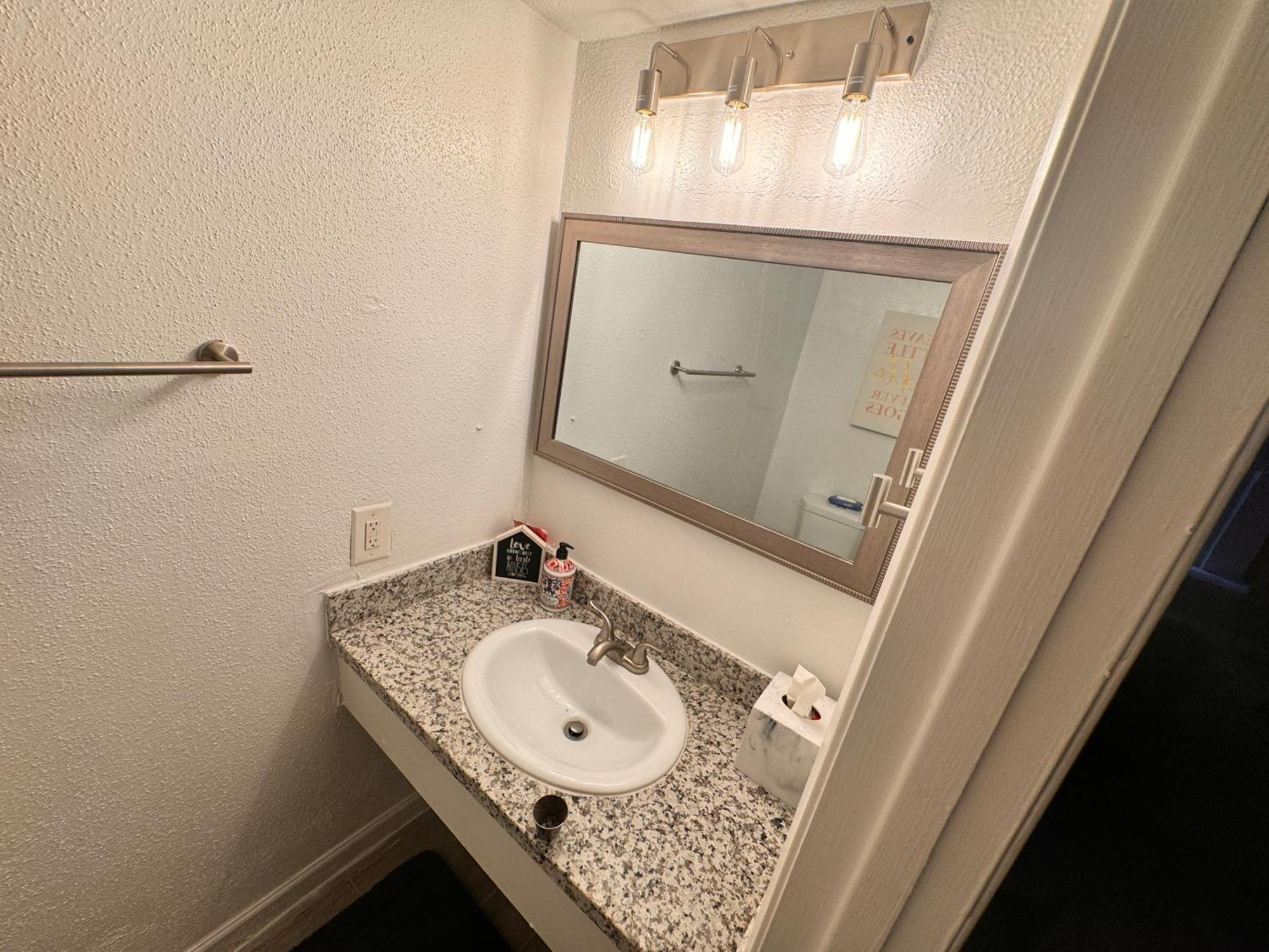 Apartment Townhouse By Oasis Retreats Houston