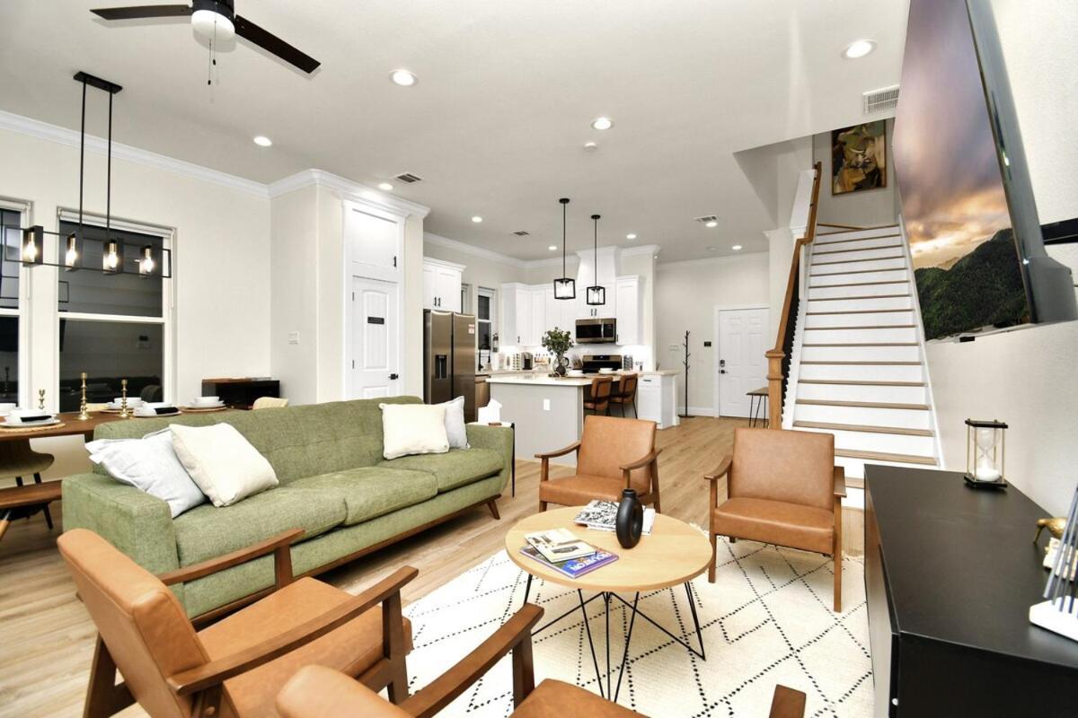 1 Miles From Hdt Kingbed Freeparking Laudry Villa *