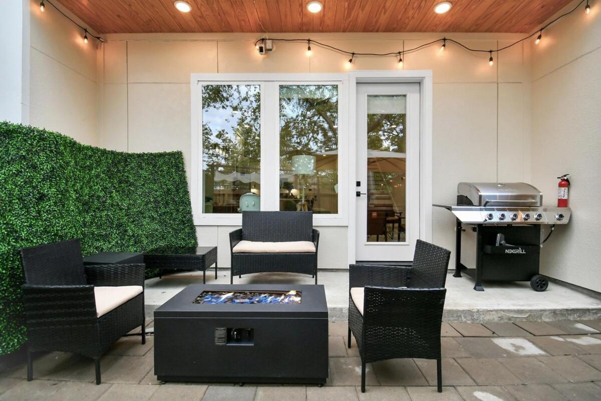 Villa 1 Miles From Hdt Kingbed Freeparking Laudry *