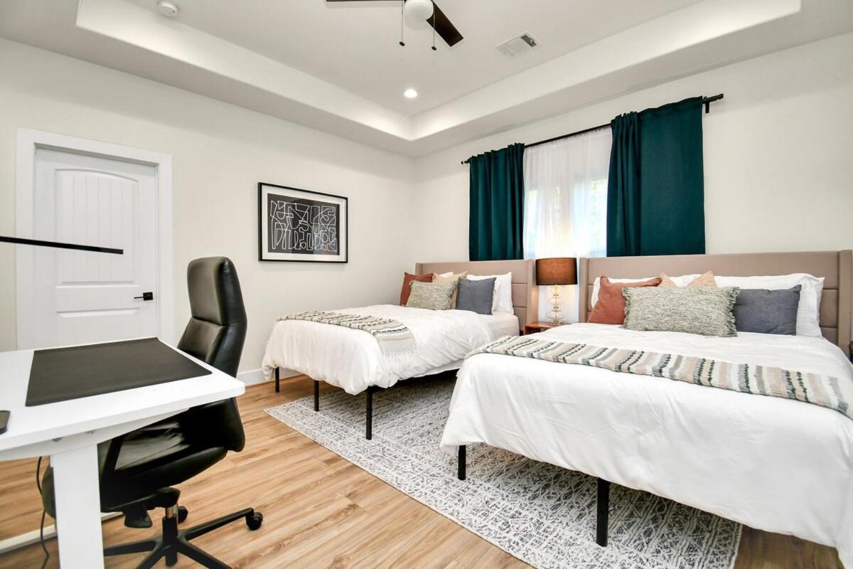 1 Miles From Hdt Kingbed Freeparking Laudry Villa