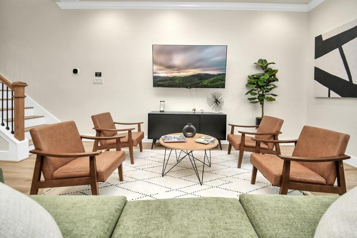 1 Miles From Hdt Kingbed Freeparking Laudry Villa
