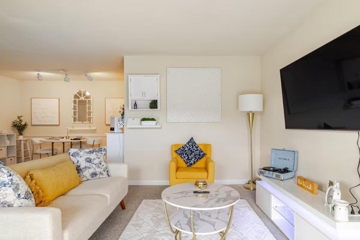 Cozy 1br - Galleria Area Free Parking