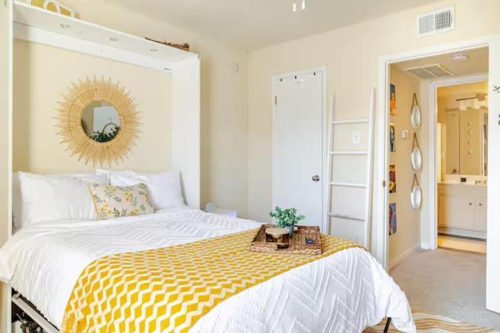 Cozy 1br - Galleria Area Free Parking