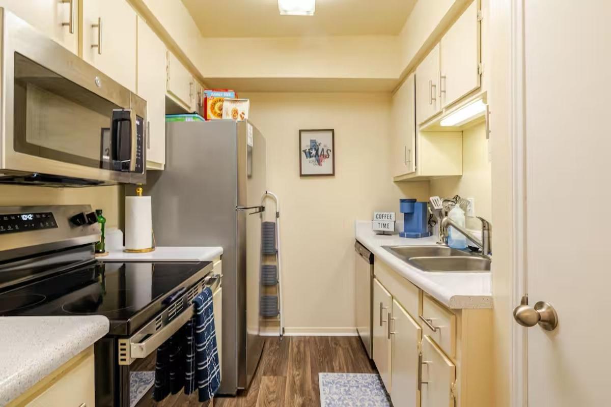 Cozy 1br - Galleria Area Free Parking Apartment Houston