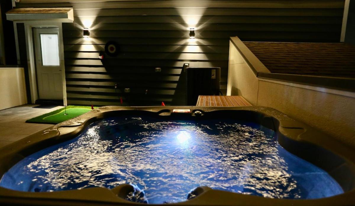 Villa Skyline View W Jacuzzi, 5 Mins To Dt *