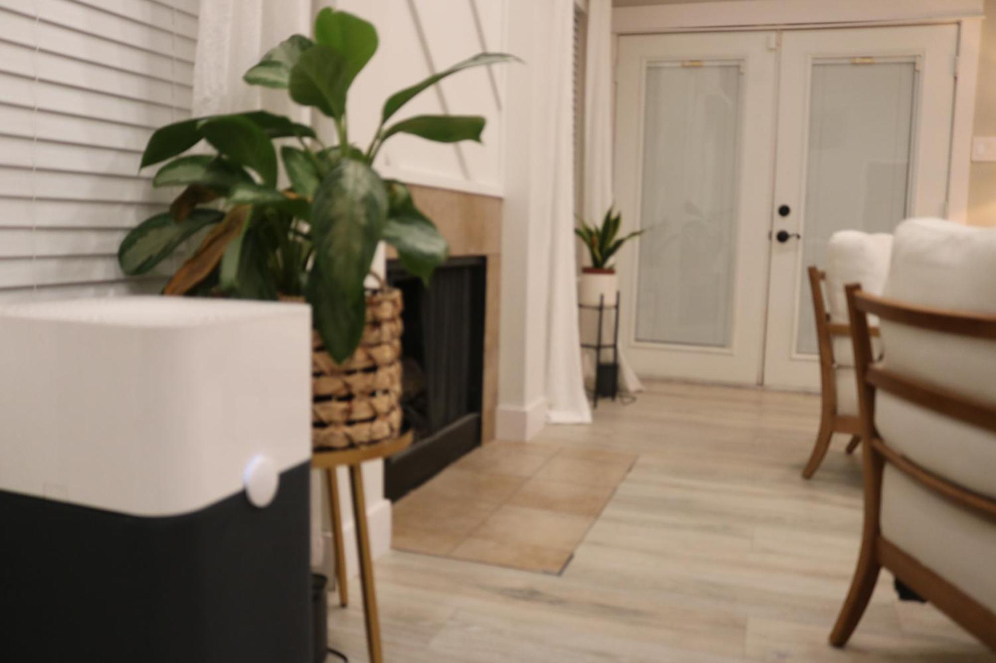 Woodbridge Bungalow - Private Villa Near Iah - Pool Holiday home *
