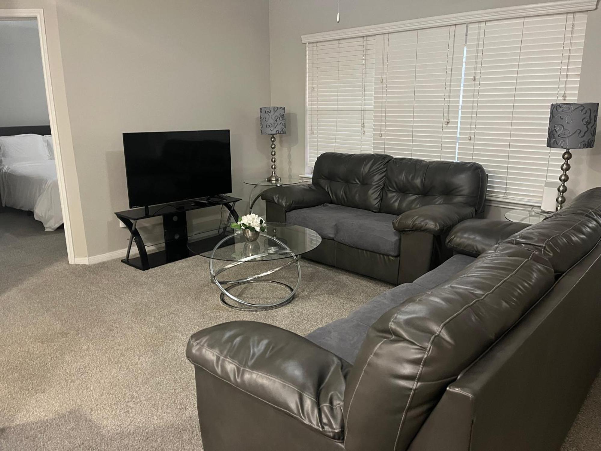 Apartment Style Apt/home In Medical Centre *