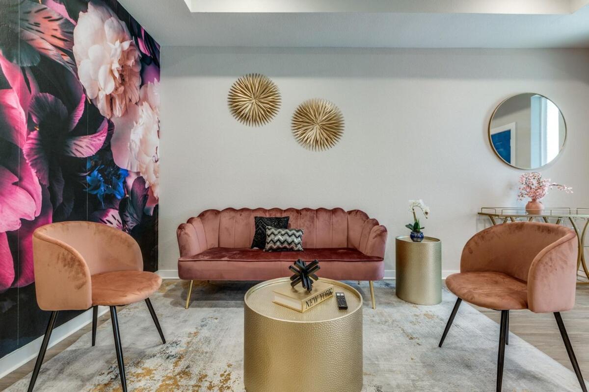 Glam Luxury Lifestyle Within Houston! *