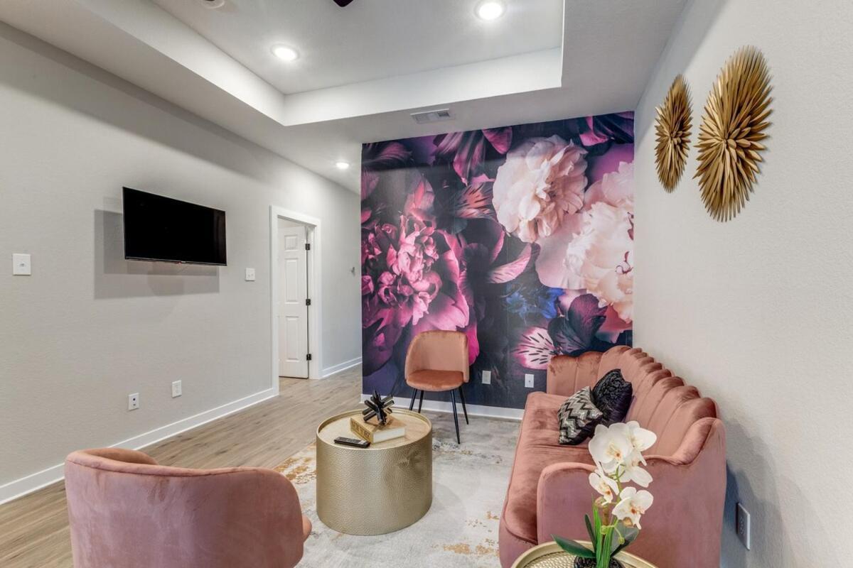 Glam Luxury Lifestyle Within Houston! Holiday home *