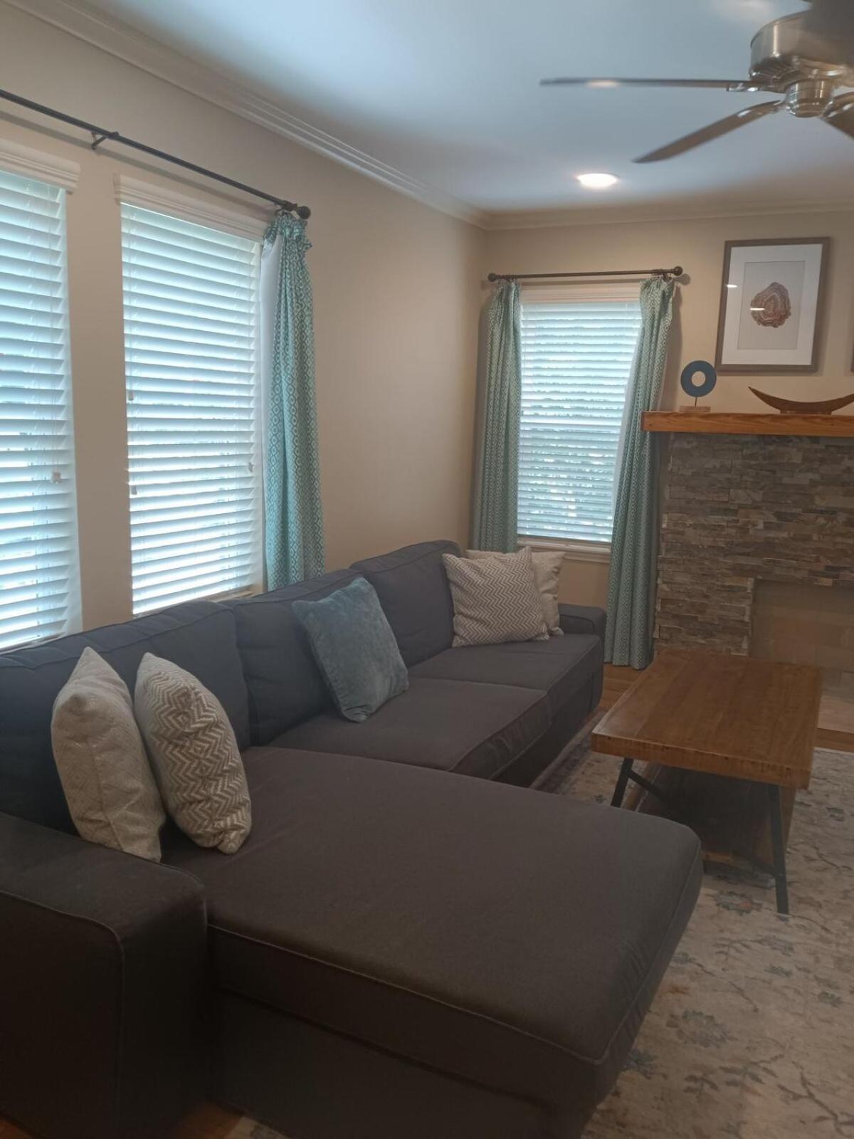 3bd 2bath Spacious Downstairs Duplex * Houston