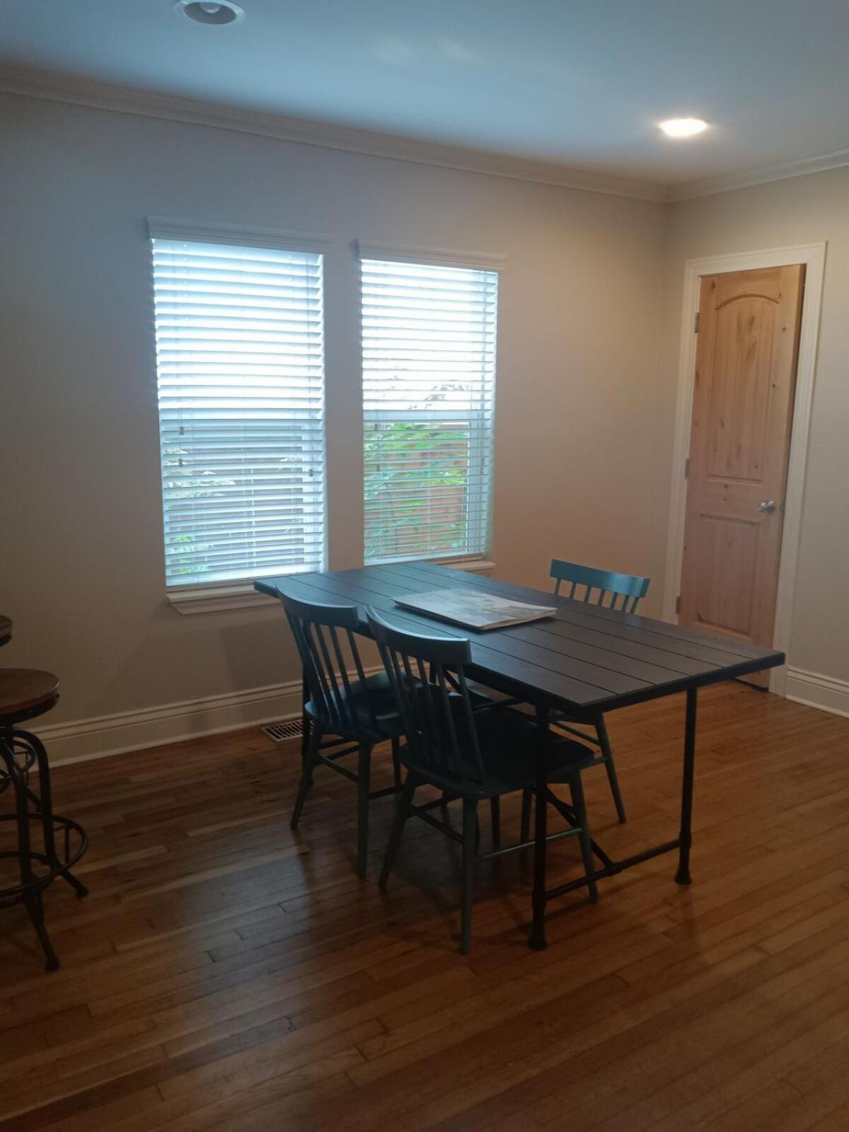 3bd 2bath Spacious Downstairs Duplex * Houston