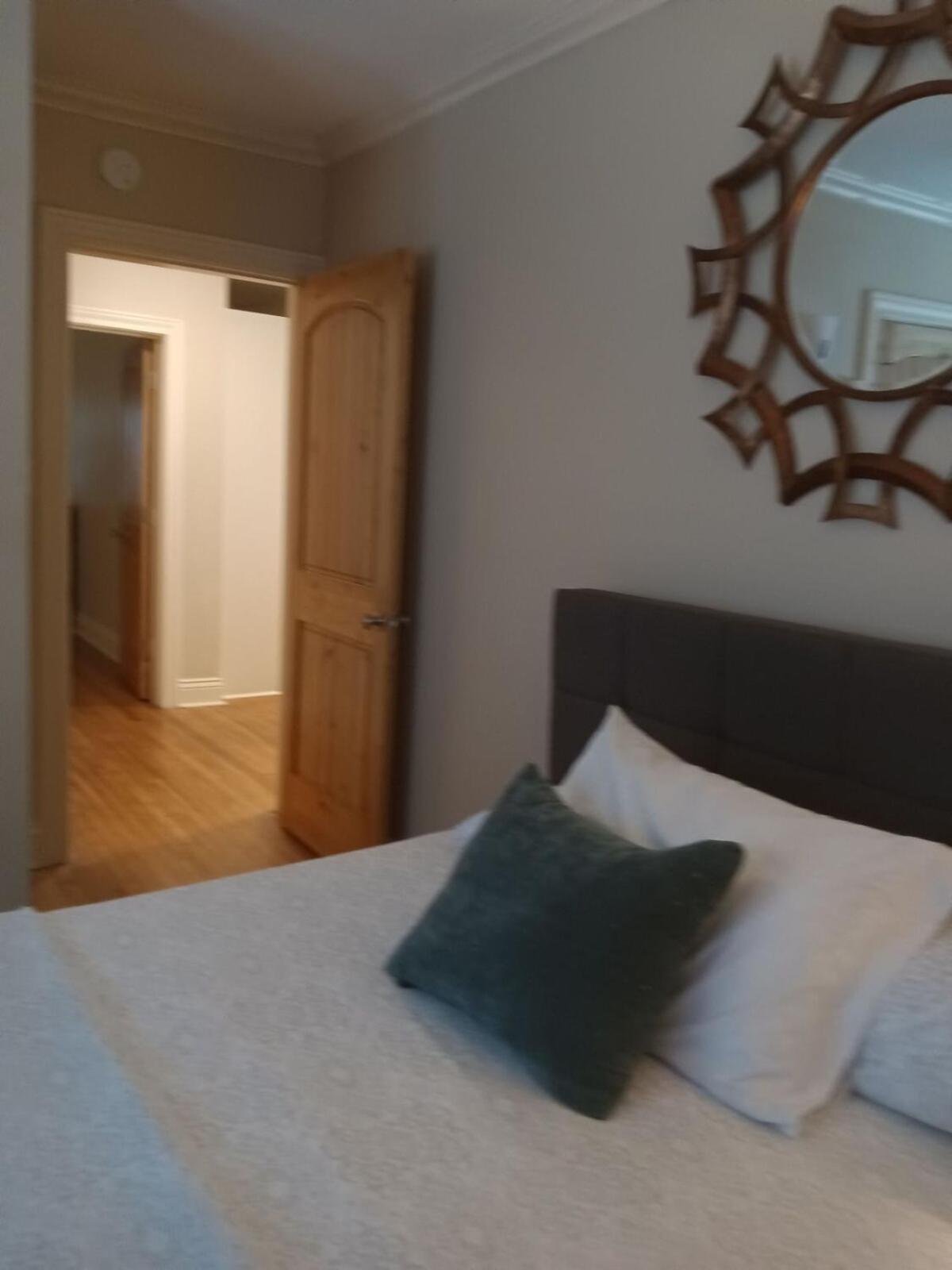 3bd 2bath Spacious Downstairs Duplex Apartment