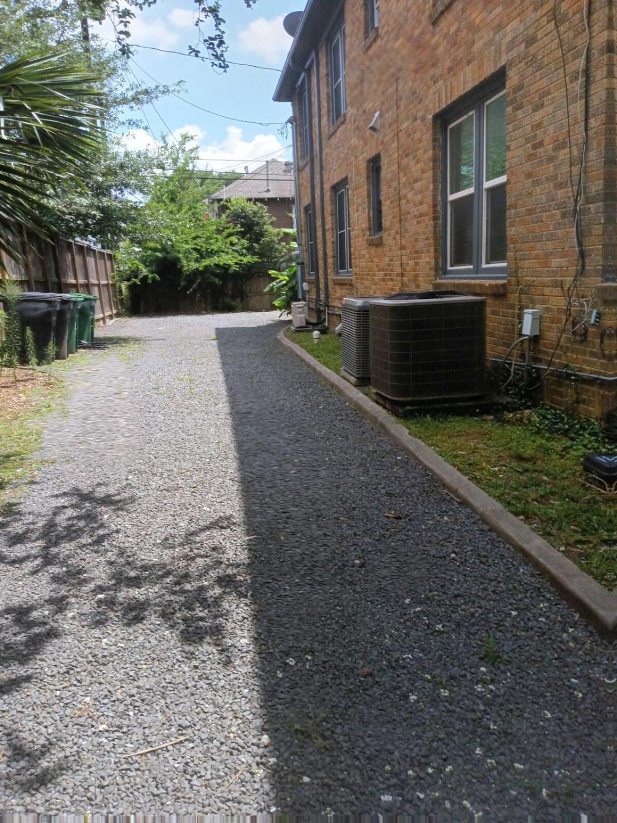 Apartment 3bd 2bath Spacious Downstairs Duplex *