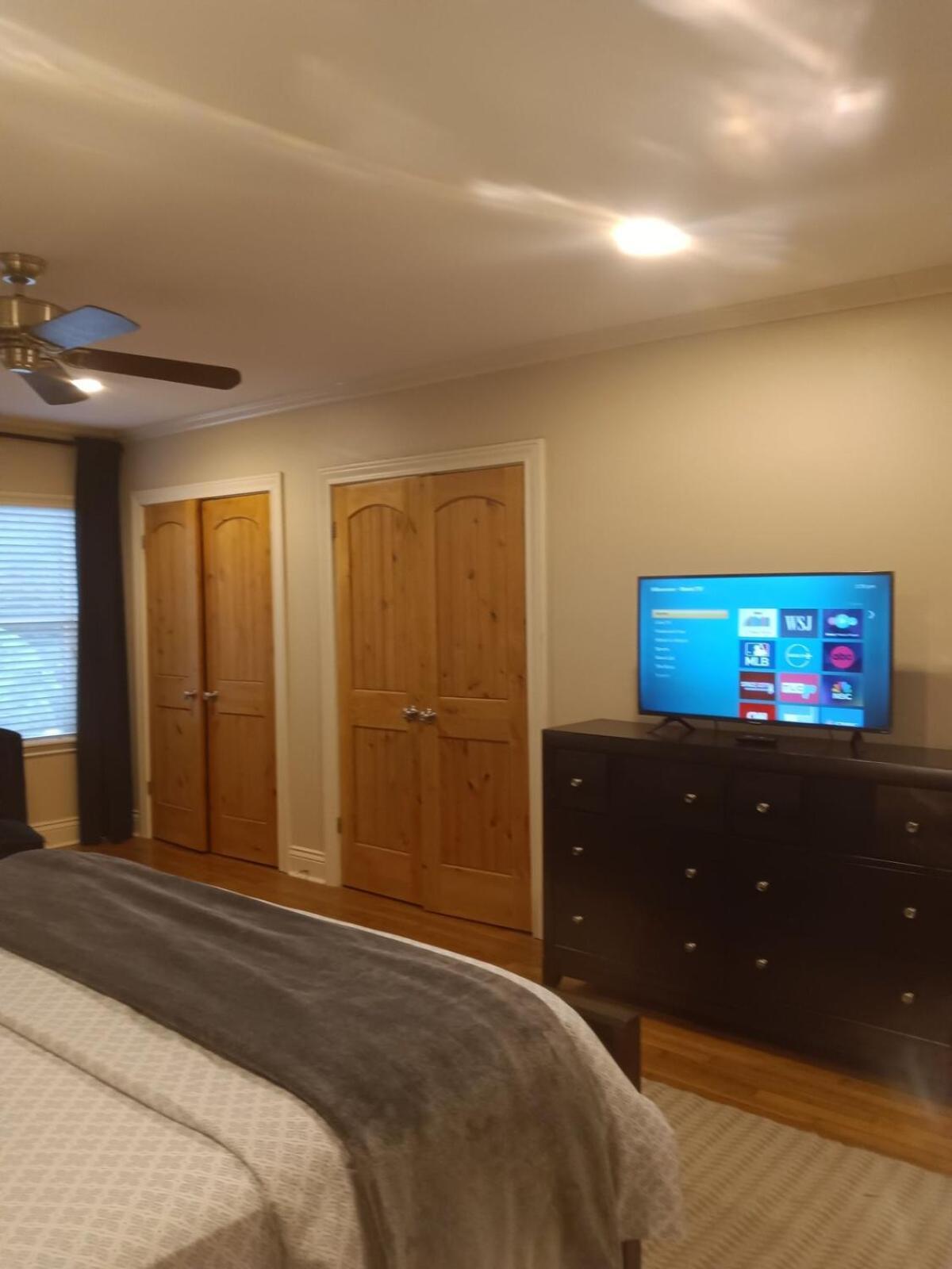 3bd 2bath Spacious Downstairs Duplex Apartment Houston