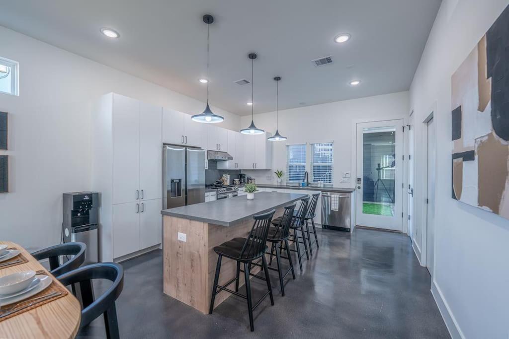 Apartment Boho Mod-pad East Downtown