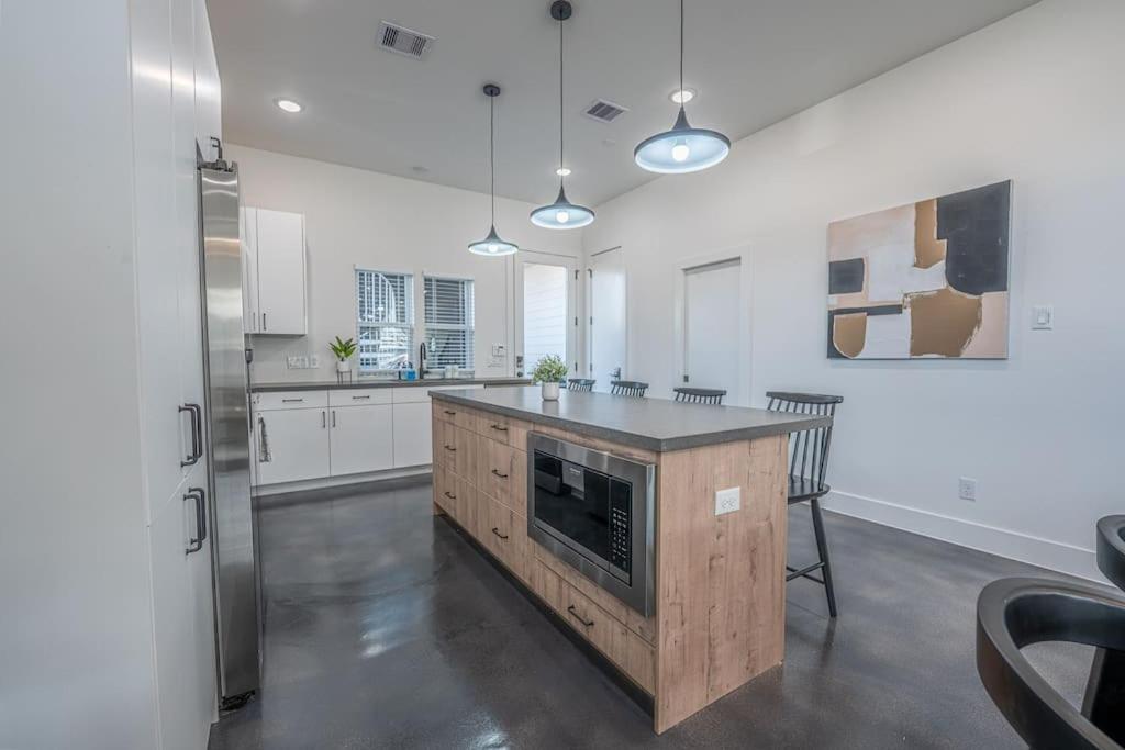 Apartment Boho Mod-pad East Downtown *