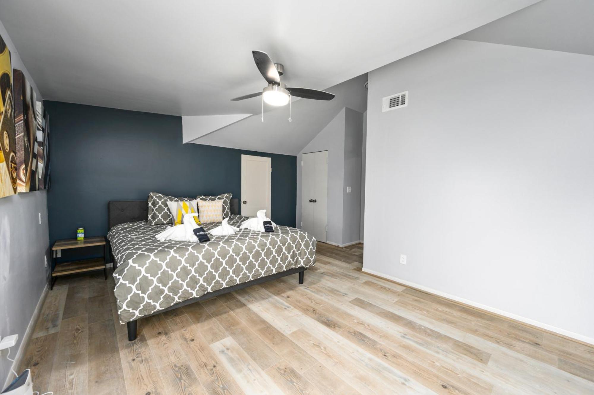 Cozy & Spacious Montrose Retreat With 3br Near Attractions Apartment