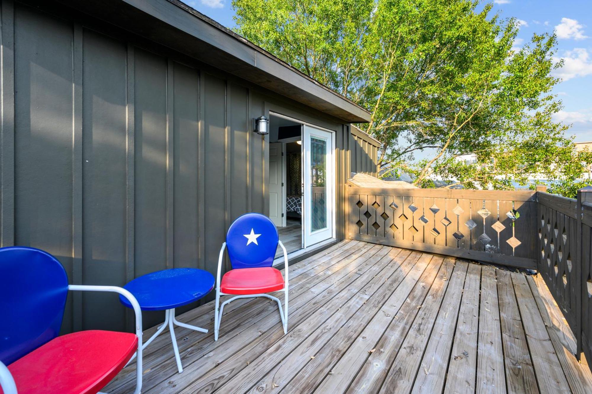 Cozy & Spacious Montrose Retreat With 3br Near Attractions Apartment Houston