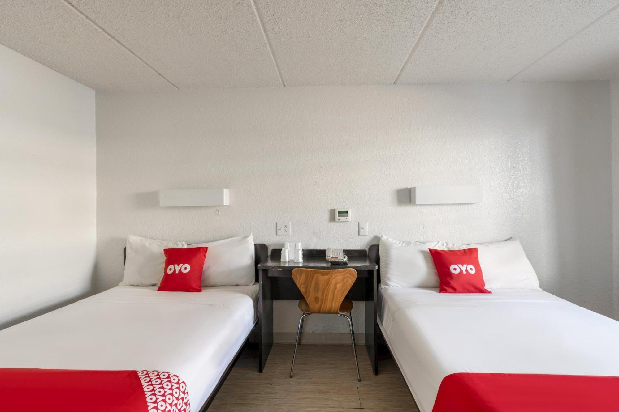 Hotel Oyo Katy Freeway 2*