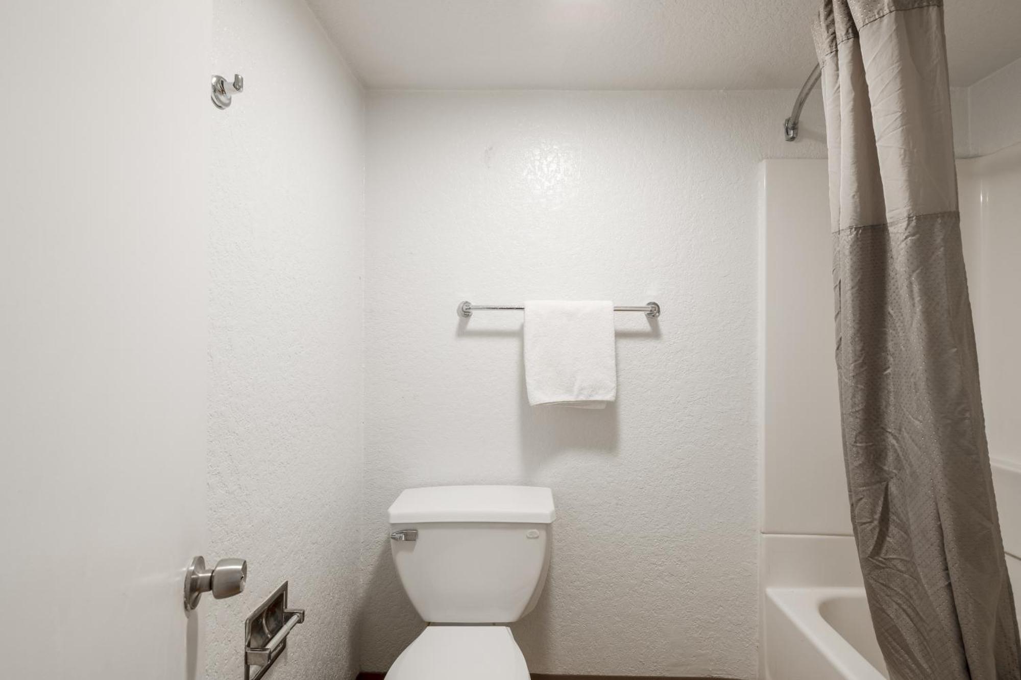 Hotel Oyo Katy Freeway Houston