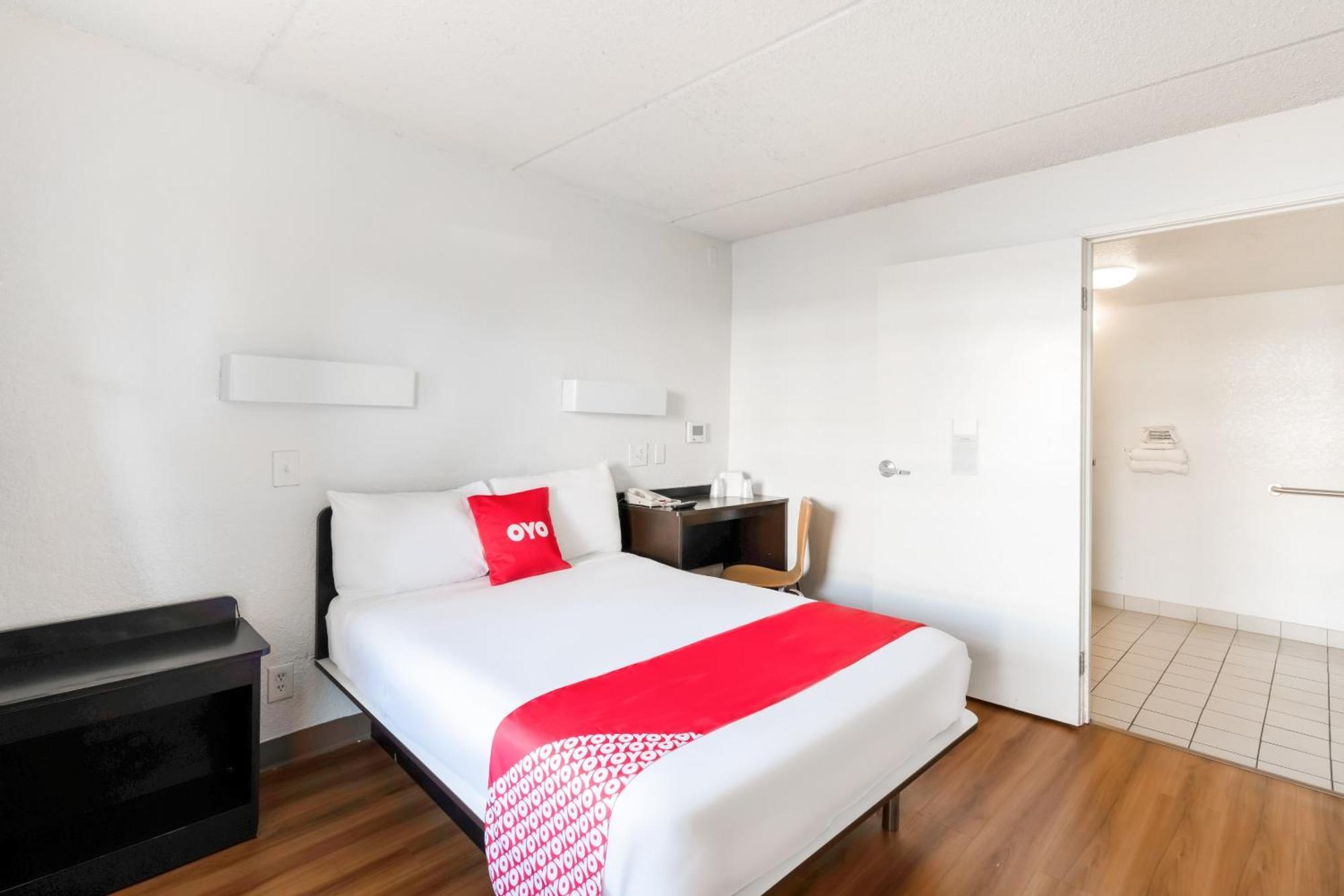 Oyo Katy Freeway Hotel Houston