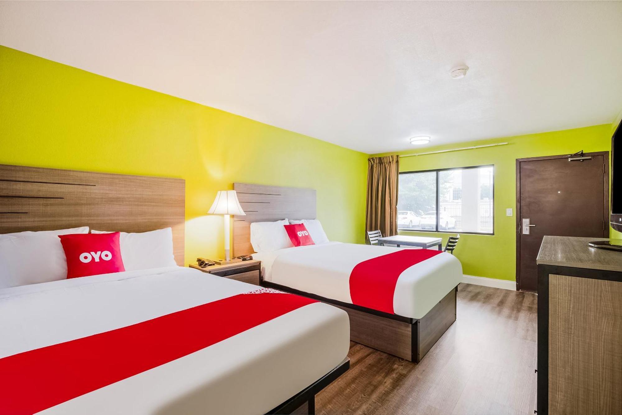 Hotel Oyo N Fm-1960 Champions Tx 2*