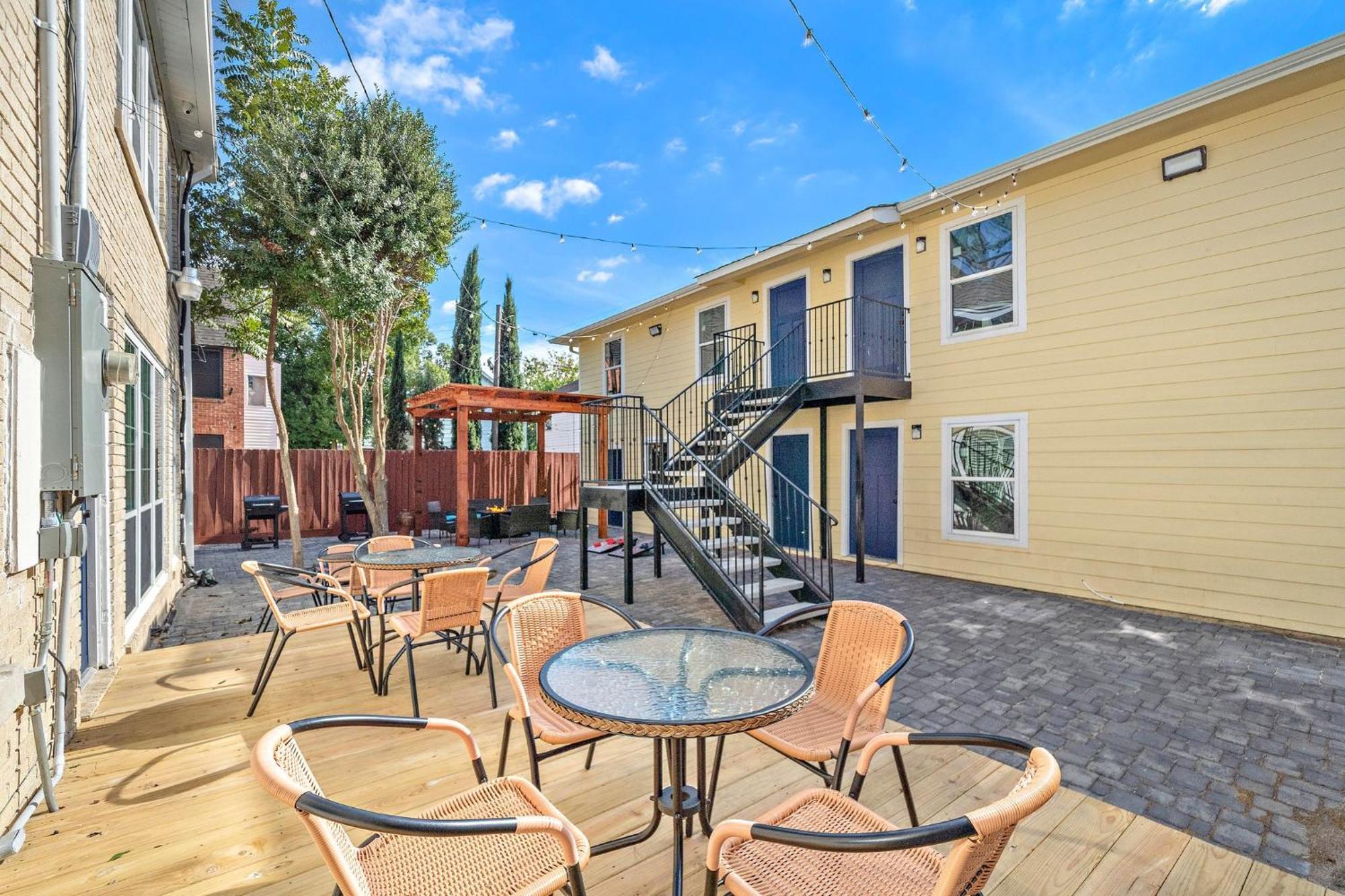 Nr Med Center, Midtown, Dt Games Patio Bbq * Houston