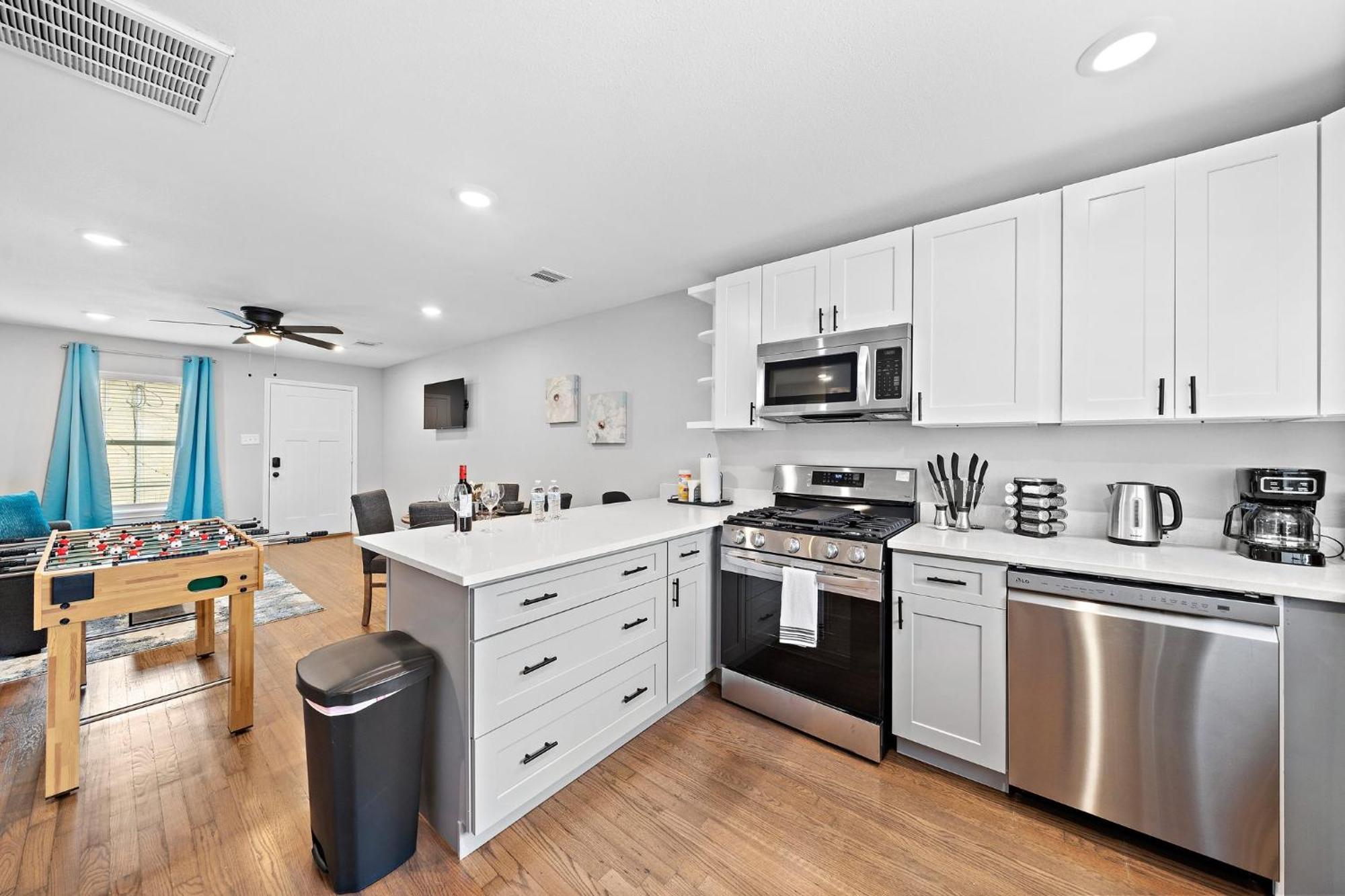 Nr Med Center, Midtown, Dt Games Patio Bbq Apartment *