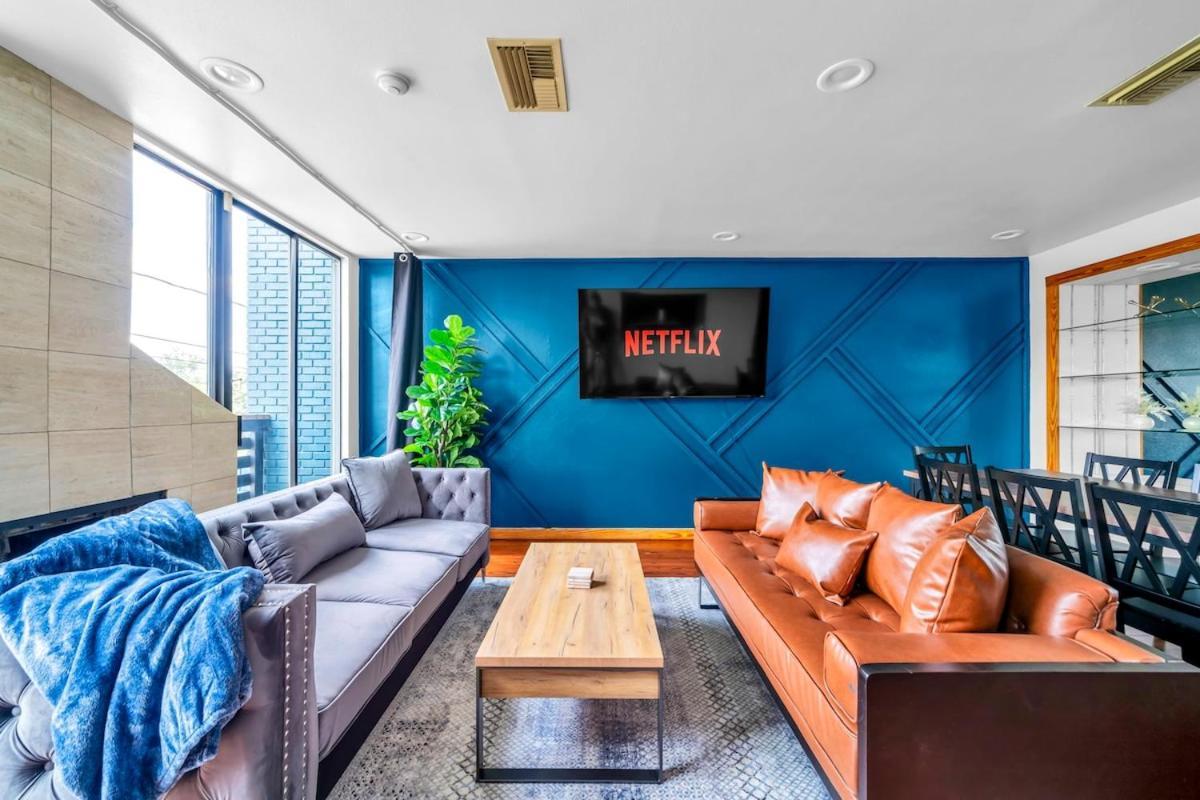 Apartment A Style Pool Ev Charging *
