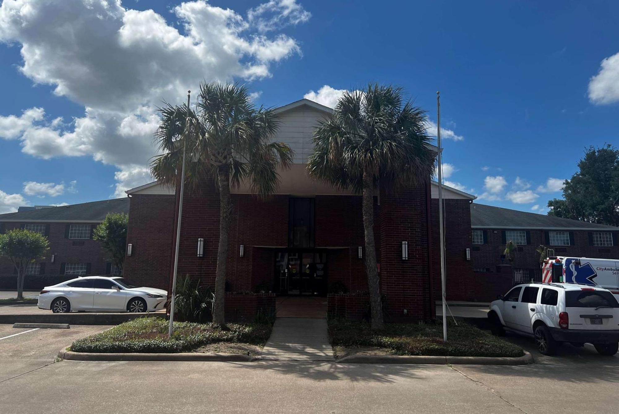 Hotel Baymont By Wyndham Houston/westchase