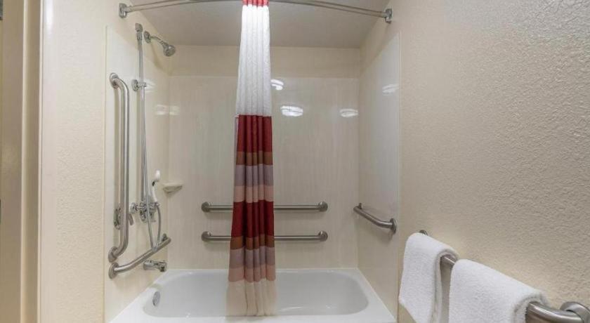 Hotel Red Roof - Westchase Houston