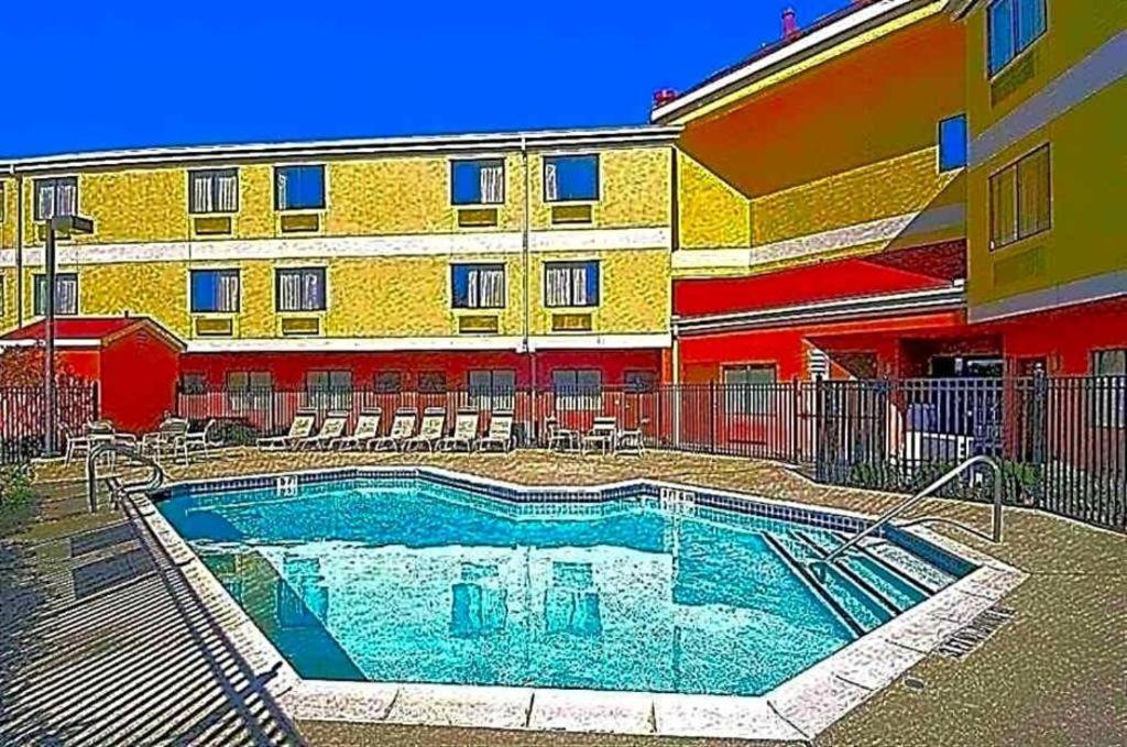 Red Roof - Westchase Hotel Houston