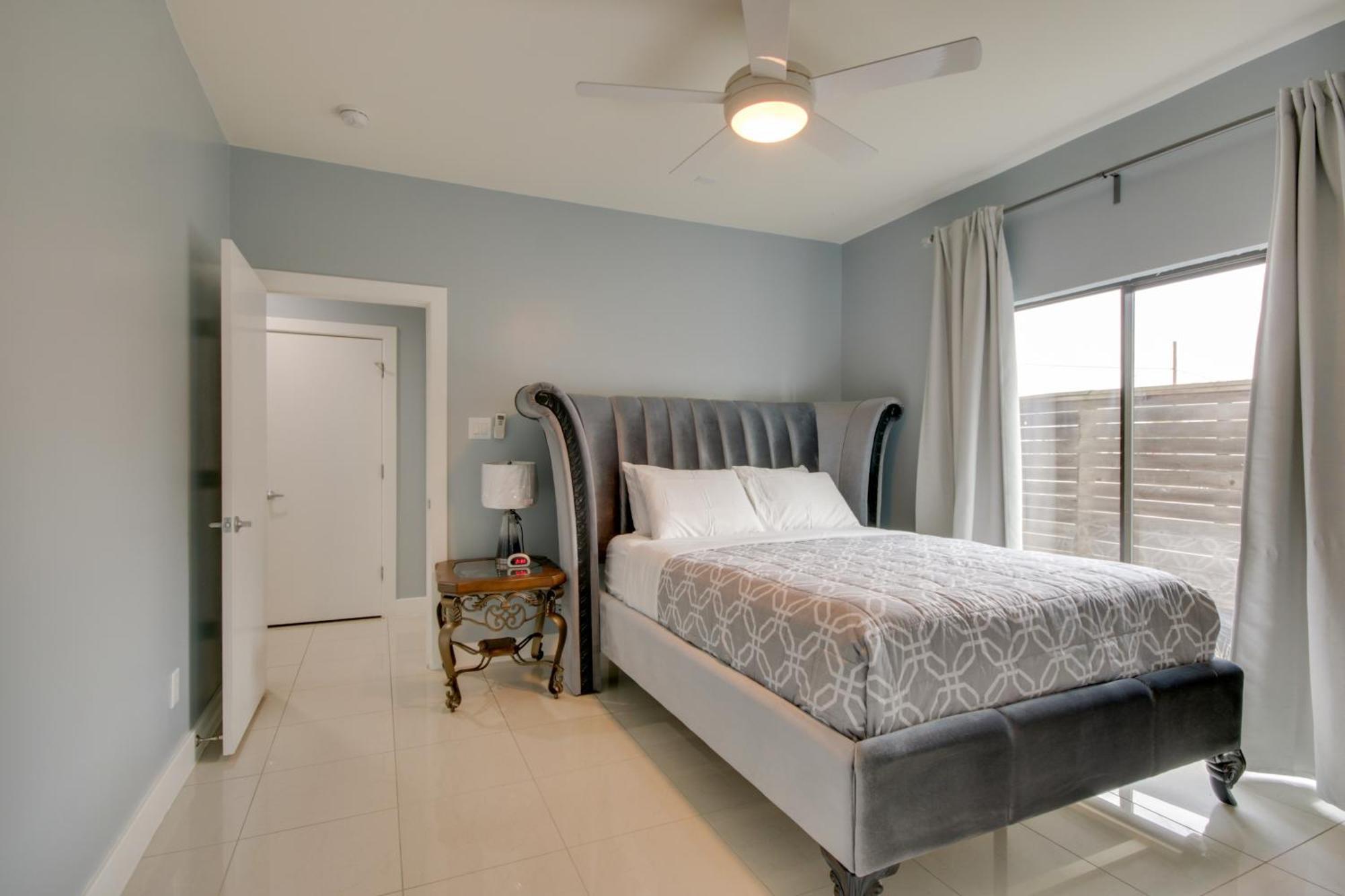Spacious Eado Getaway Less Than 1 Mi To Toyota Center! Holiday home