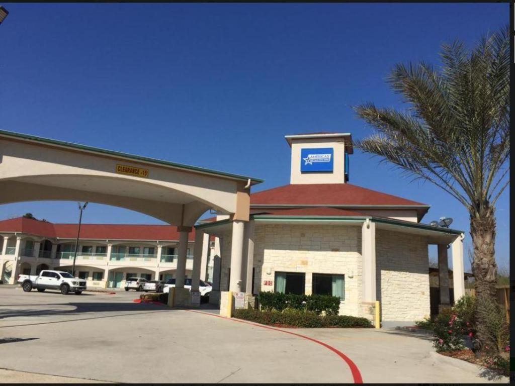 Americas Value And Iah Airport North Humble