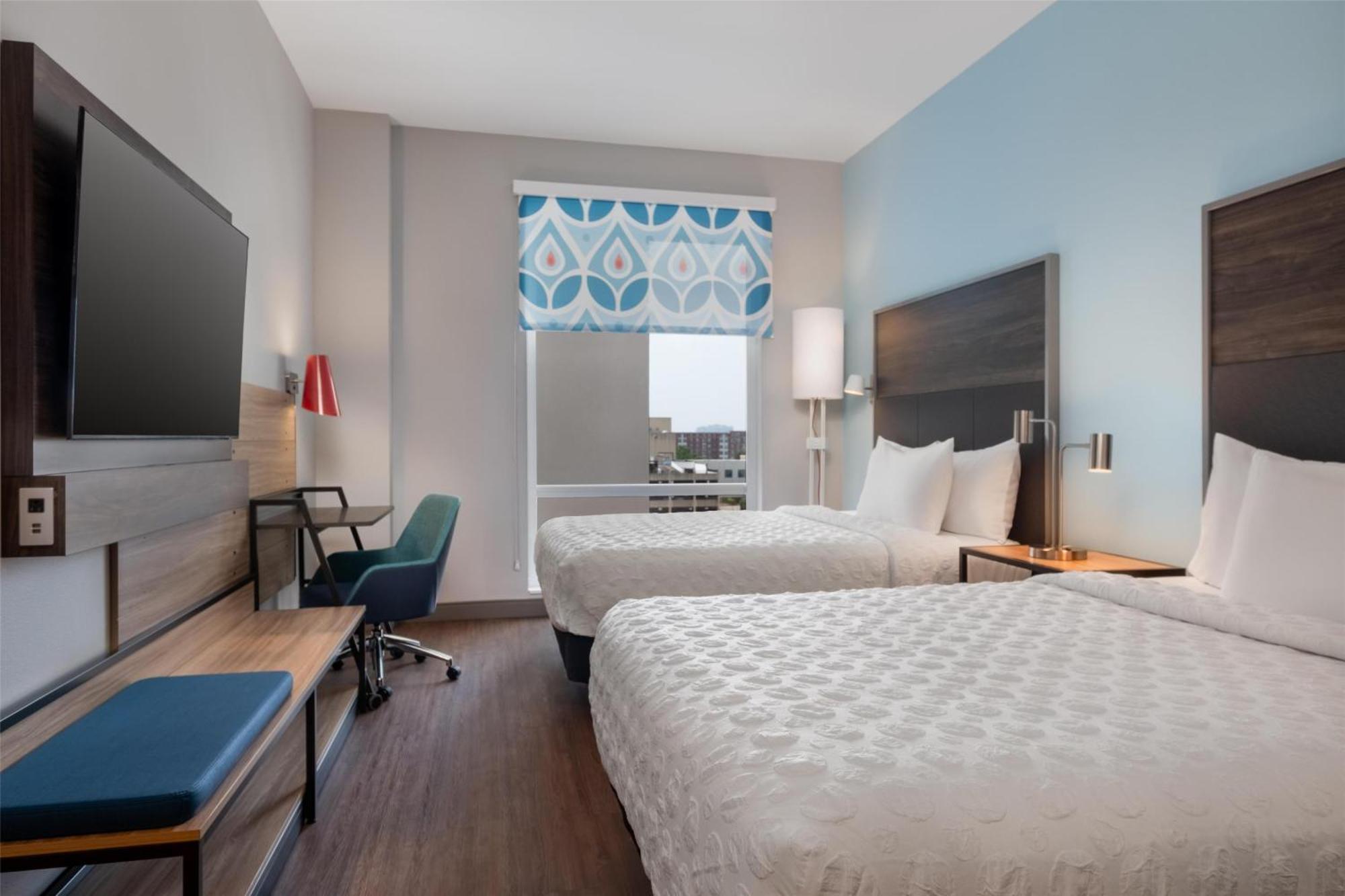 Tru By Hilton Downtown Convention Center Hotel Houston
