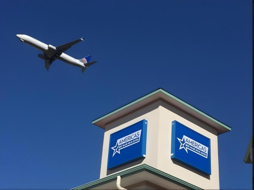Americas Value And Iah Airport North