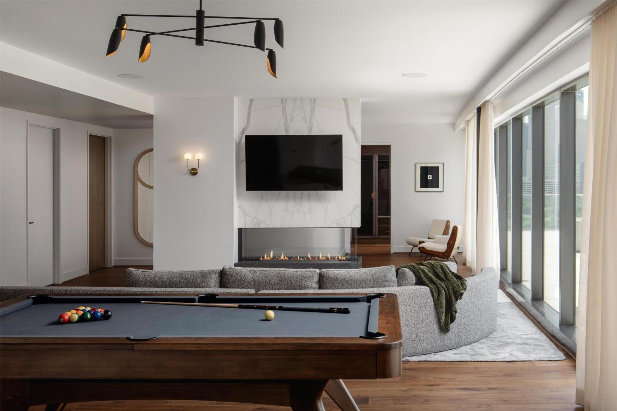 Thompson Houston, By Hyatt 4*