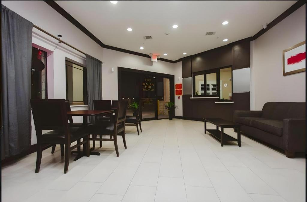 Hotel Americas Value And Iah Airport North Humble
